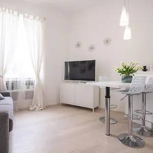 Apartamento Brera Charming R&r, Milán